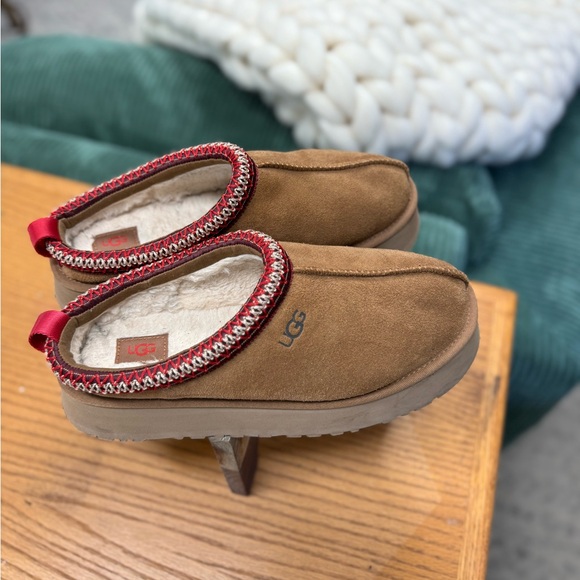 UGG Tazz II Chestnut - Picture 1 of 6